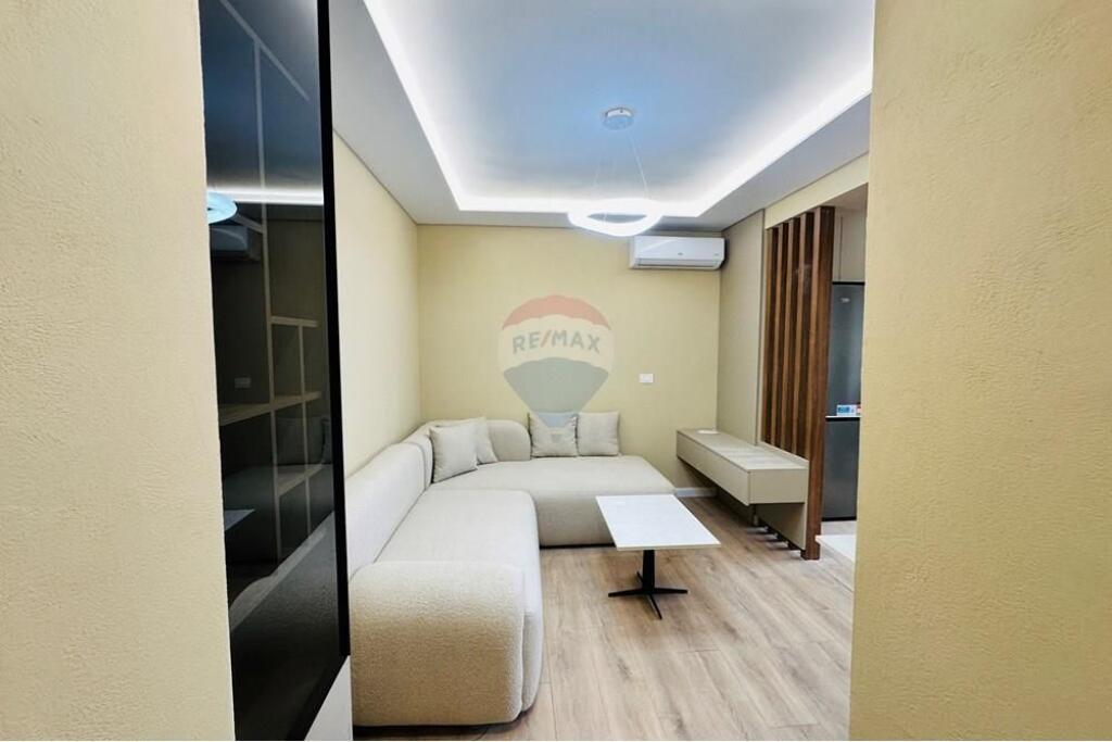 Apartament - Për Shitje - Rruga Muhamet Gjollesha, Tiranë (ID: 530471006-268)