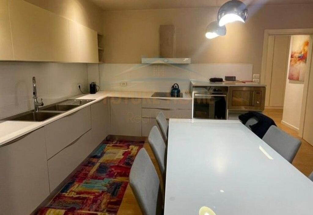 Rent, Apartment 2+1+2, Kristal Center, Commune of Paris, Tirana.