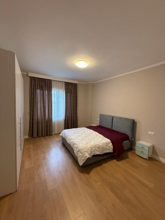 Appartamento moderno 3+1+2 in affitto a Bllok