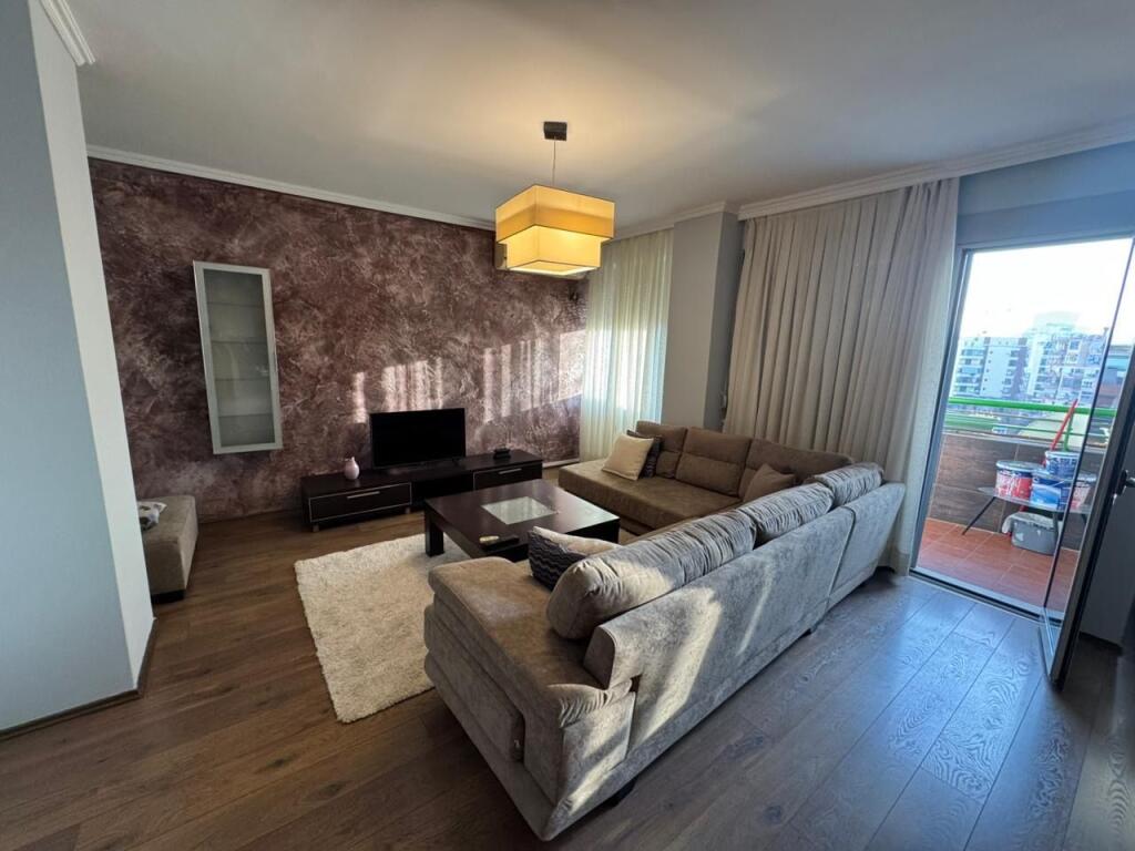 Rent apartment 3+1, Fresk Near the Europa bakery 40,000 lek