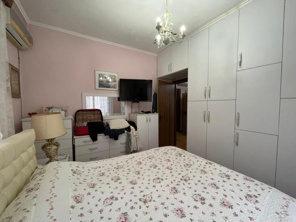 2+1 apartment for sale at Kodra e Diellit.