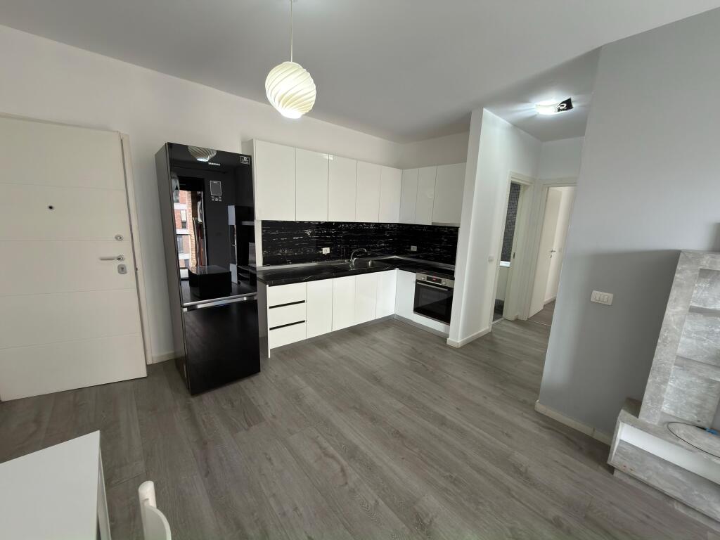 Apartament me qera 2+1+2 Fiori di bosko