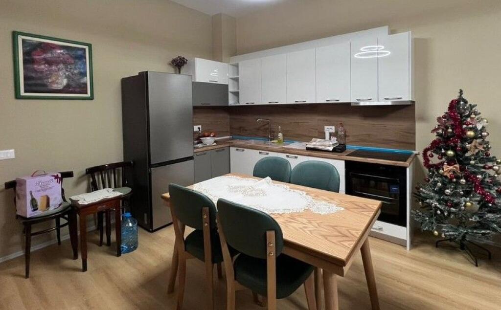 Rent 2+1+2 apartment in Vasil Shanto.