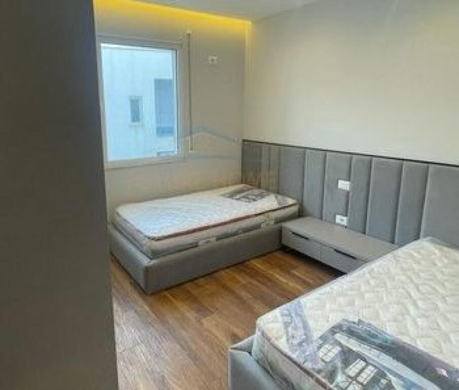 Qera, Apartament 2+1+2 POSTE PARKIMI, Kopshti Zoologjik, Tiranë...