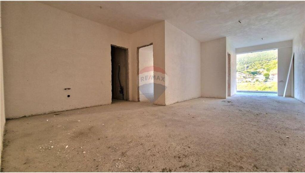 2+1 Apartment for Sale – Ujë i Ftohtë, Vlorë
