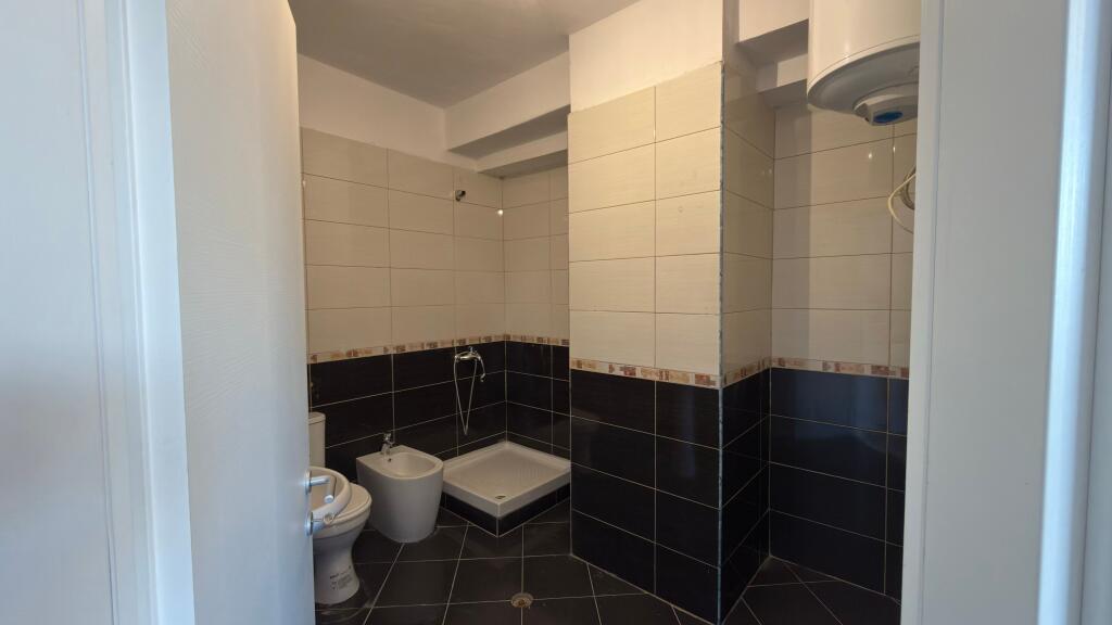 ASTIR APARTAMENT 2+1+2 PER SHITJE!