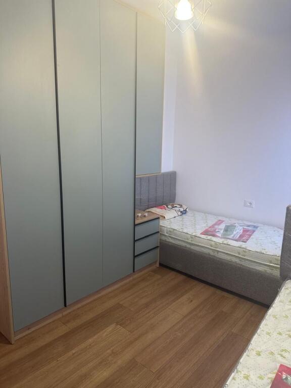 Apartament modern 2+1 me qera tek Vila L-2 ne Astir