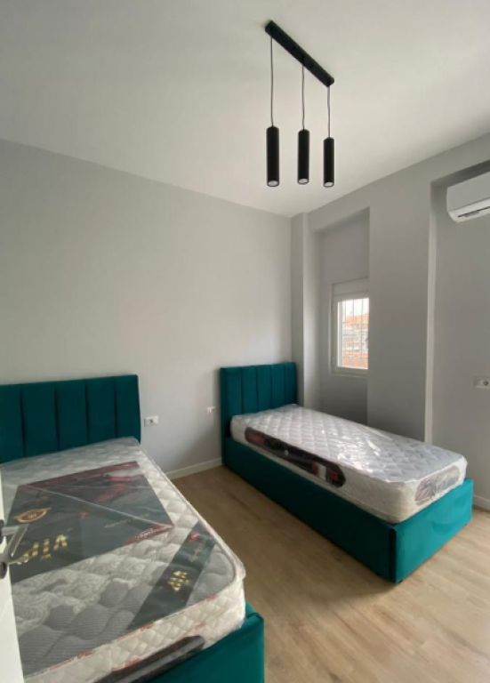 Apartament 2+1 me Qira – 21 Dhjetori, pranë Inxhinierisë së Ndërtimit