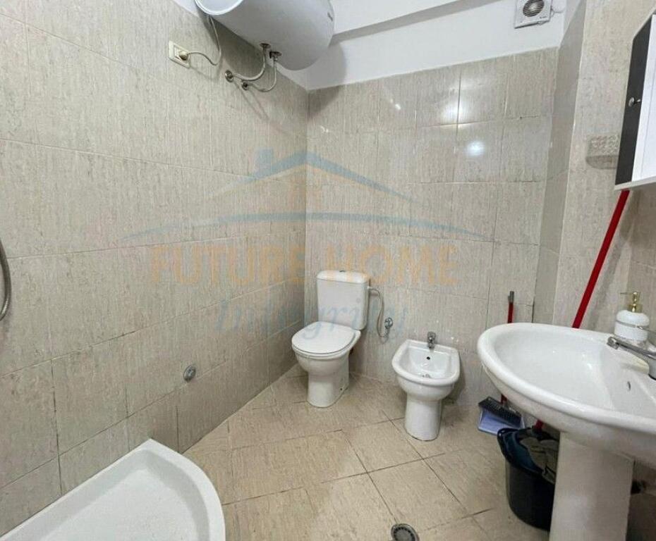 Rent, Apartment 1+1+2 Balconies, Elbasan Street, Tirana..