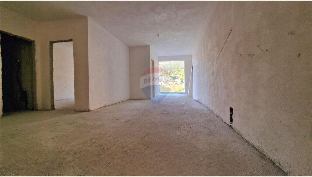 2+1 Apartment for Sale – Ujë i Ftohtë, Vlorë