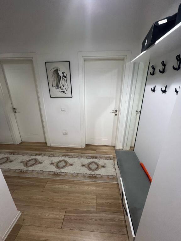 📣 AFFITTO Appartamento 2+1+2 📍 Vicino Casa Italia ✨  🏢 Nuova Costruzione 🪜 Piano 1 (Residenziale) 🛋️ Arredato Con Condizioni Moderne 👫 Preferiti Clienti Familiari  💶 Prezzo 500 Euro