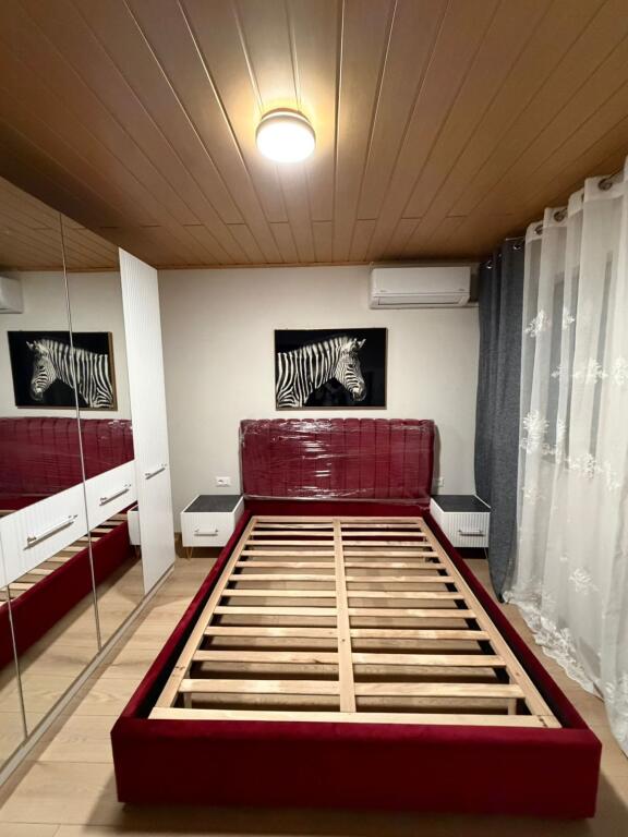 🏠 Jepet me Qera Apartament 1+1 – Ish Parku,perball Delijorgjit,600 euro