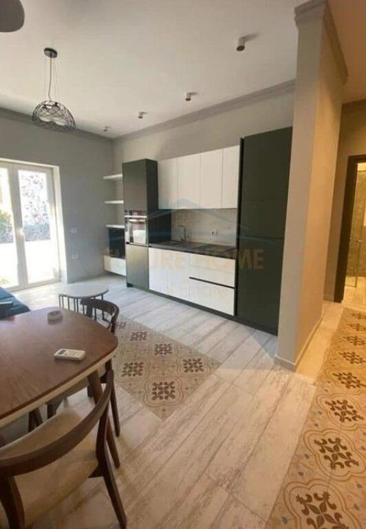 Affitto, Appartamento 2+1, Via Durazzo, Tirana.