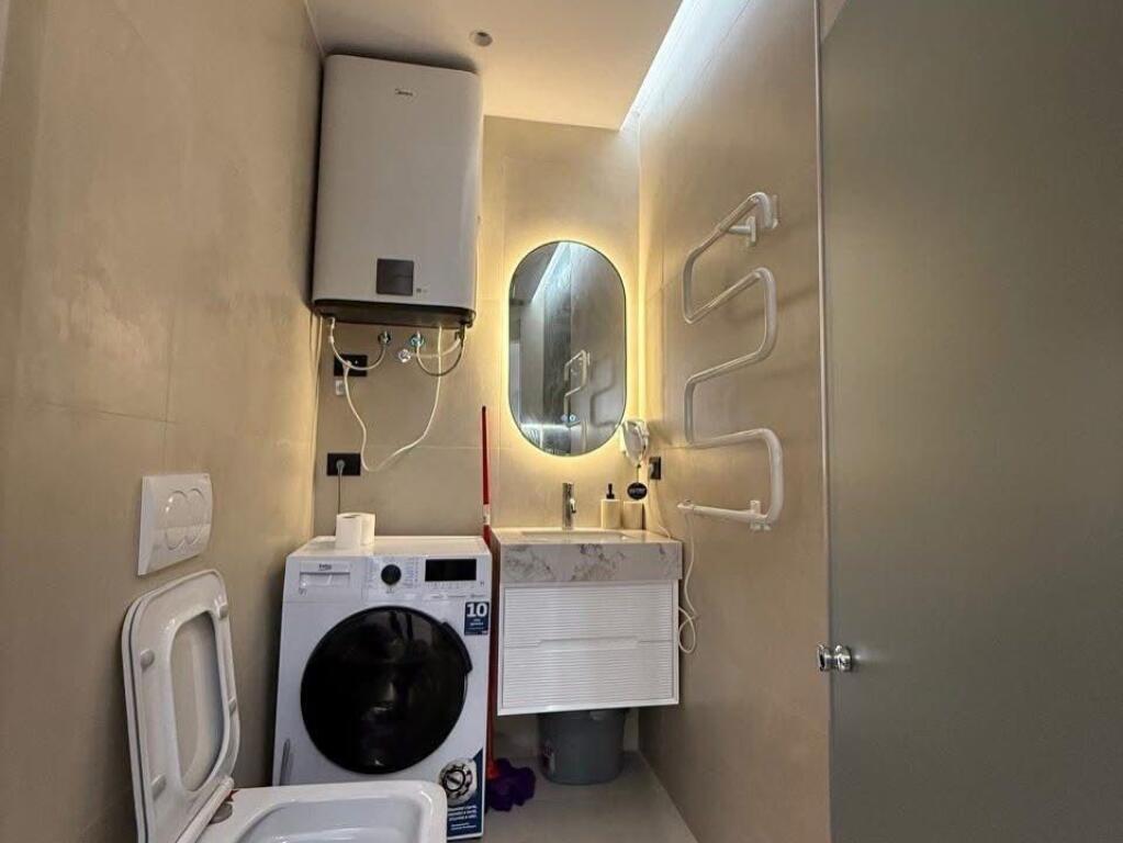 PAZARI I RI We sell a studio apartment
