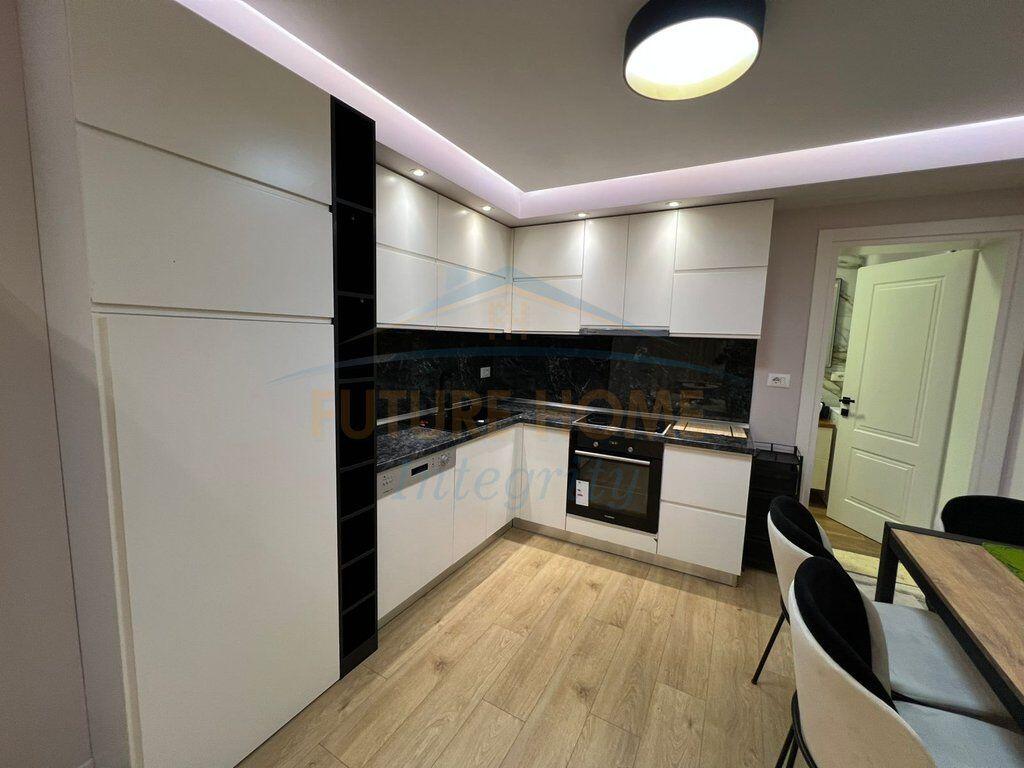 JEPET ME QERA APARTAMENT 2+1 TEK ASL OXHAKU