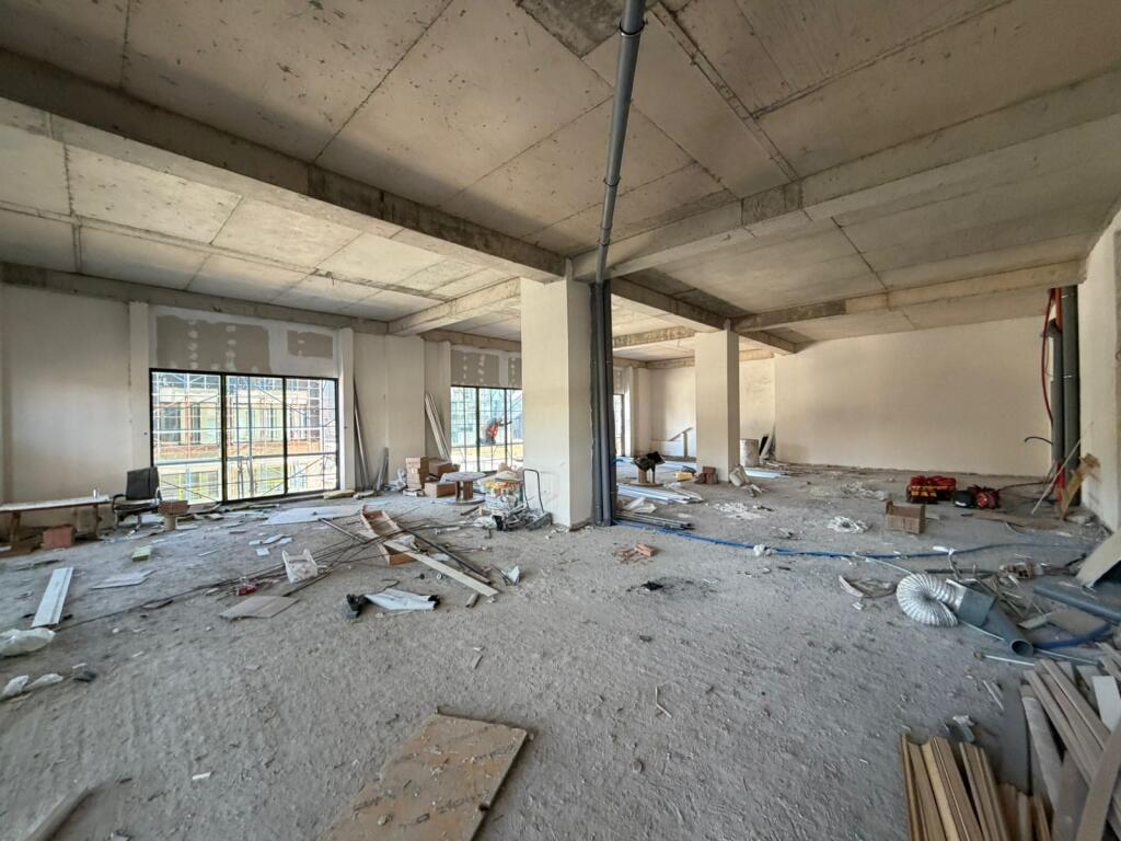 Open space premises for rent, Kavaja Street