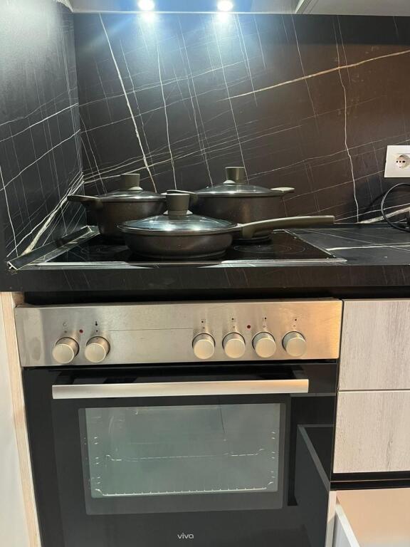 Jepet me qira shtëpi private në Tiranë, zona “Te Pamja”.