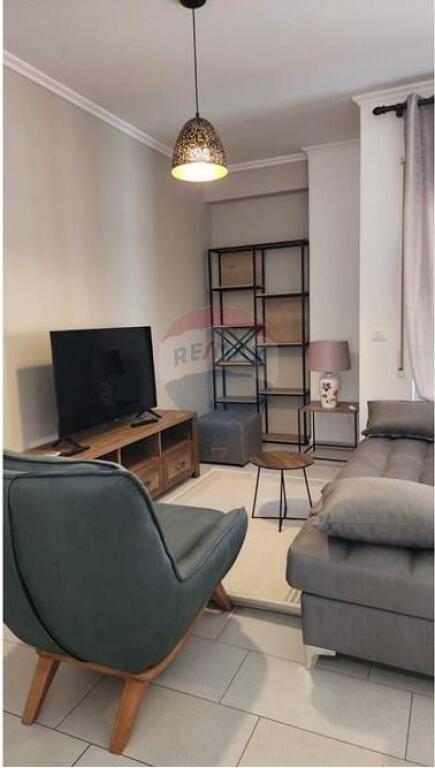 Apartament - Për Qira - Kompleksi Delijorgji, Tiranë