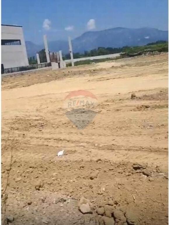 Land 4000 M2 for Business in Fushë Prezë