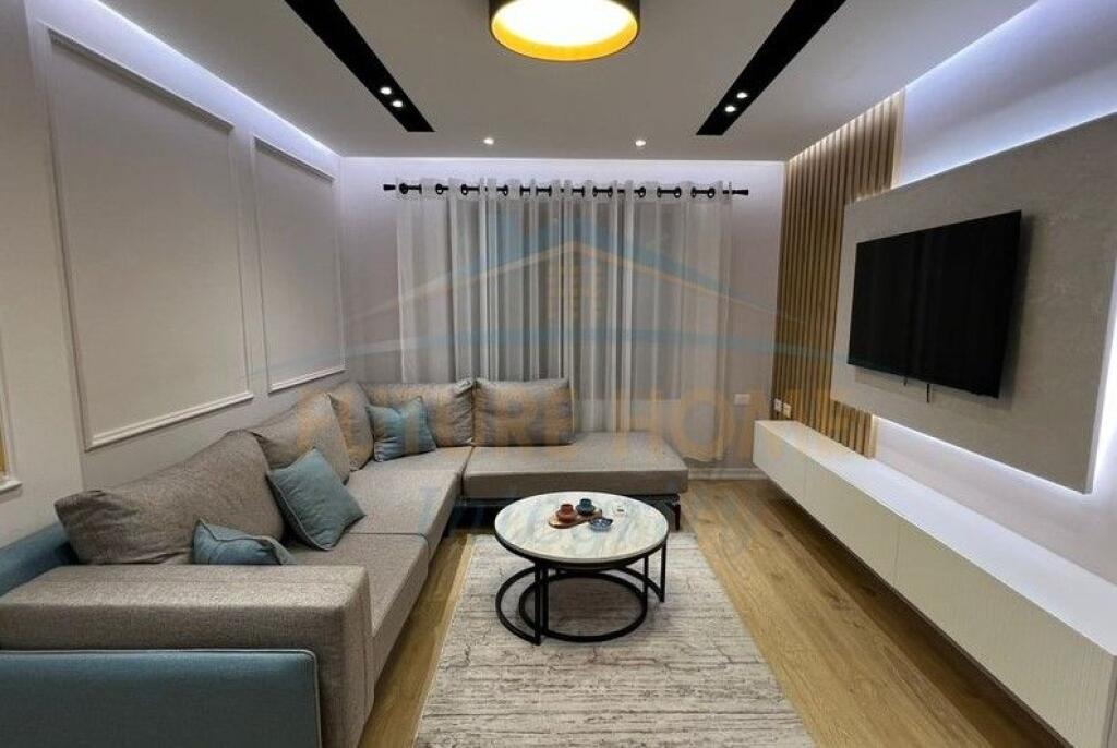 Qera, Apartament 2+1, Oxhaku, Tiranë.