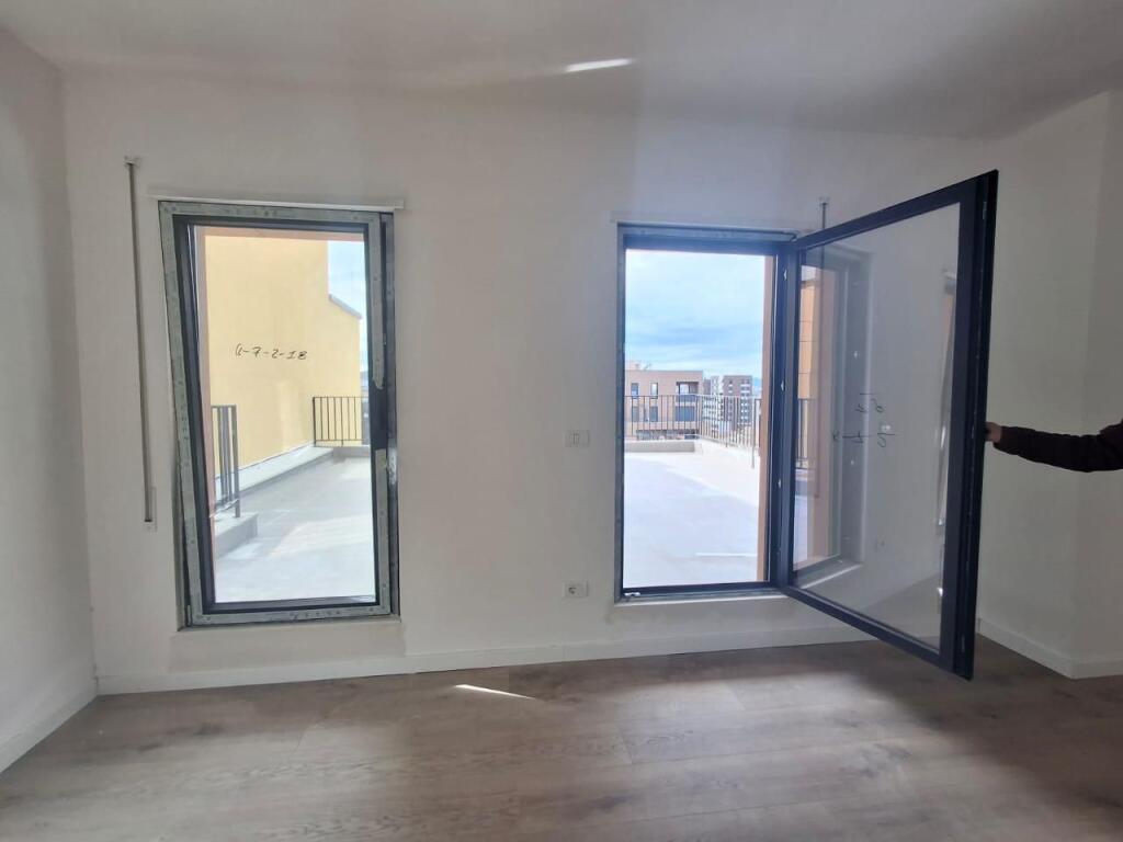 3+1 apartment with veranda for sale – Qemal Stafa Street