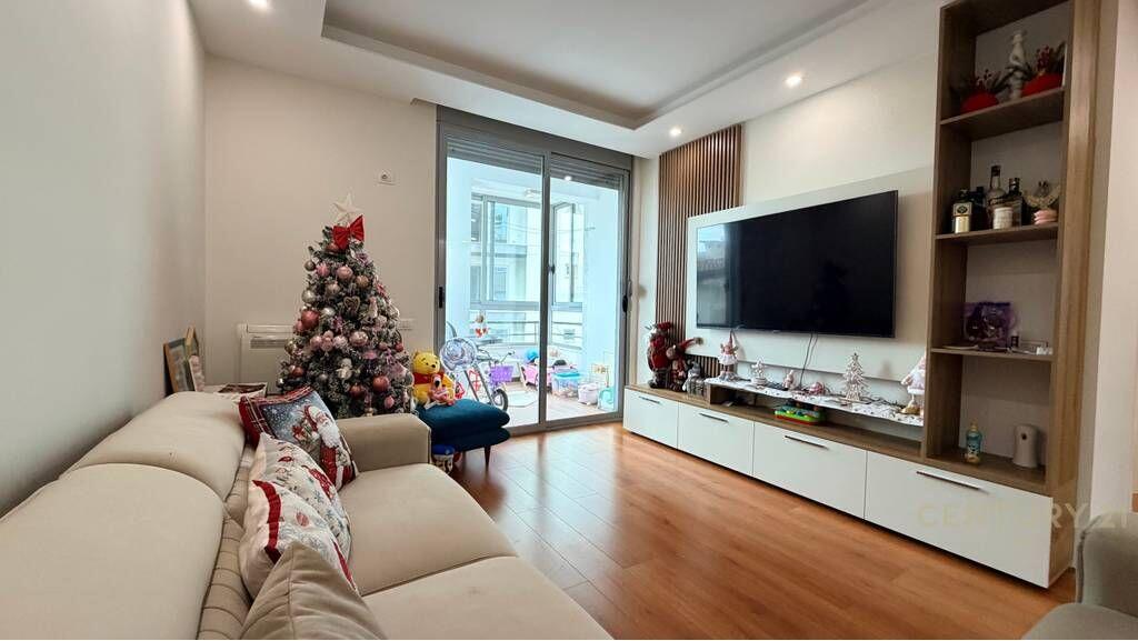 JEPET ME QIRA APARTAMENT 2+1+2 TEK LIQENI I THATE ! 800 € /Muaj Sip. Totale  106m2