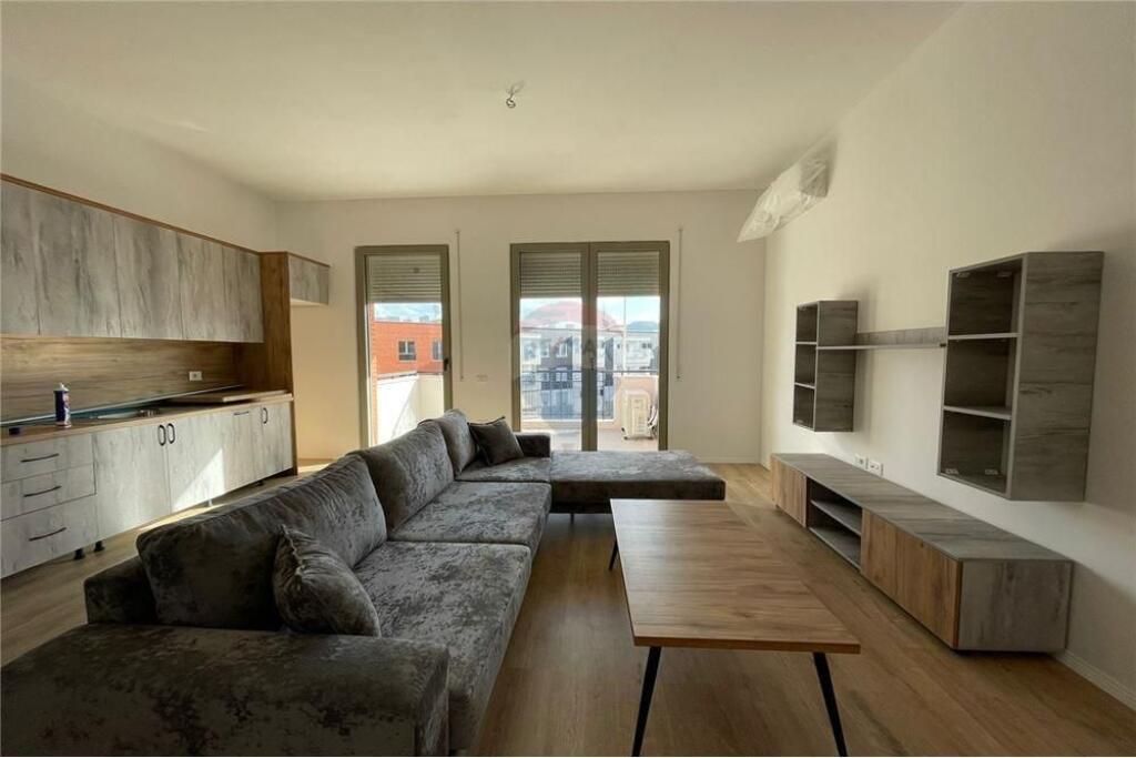 Apartament 1+1 per qira tek Kompleksi Delijorgji