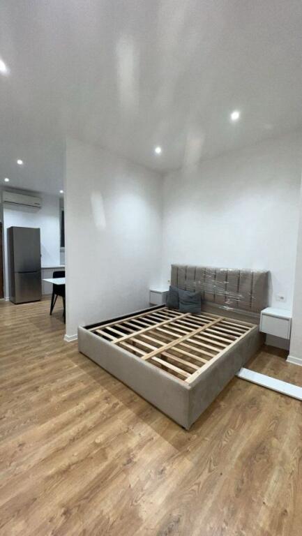 APARTMENT FOR RENT 1+1 BARRICADES STREET 65,000 LEKE