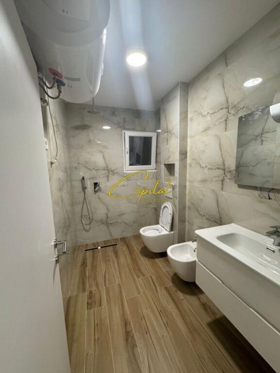 APARTAMENT ME QIRA 1+1 SHKOZE 40.000 LEKE