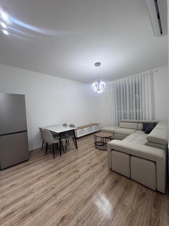 1+1 me qera 550 Euro