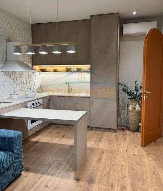 Affitto, Appartamento 2+1, Myslym Shyri. Tirana.