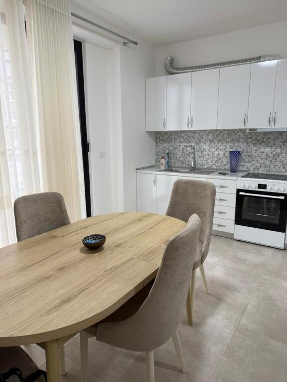 Apartament modern me qira në një nga rezidencat më të kërkuara 🏙️