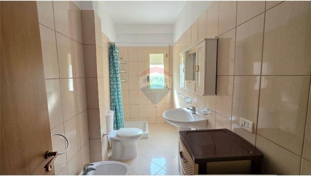 🏠 Appartamento 1+1 – In Affitto Lungomare, Vlore