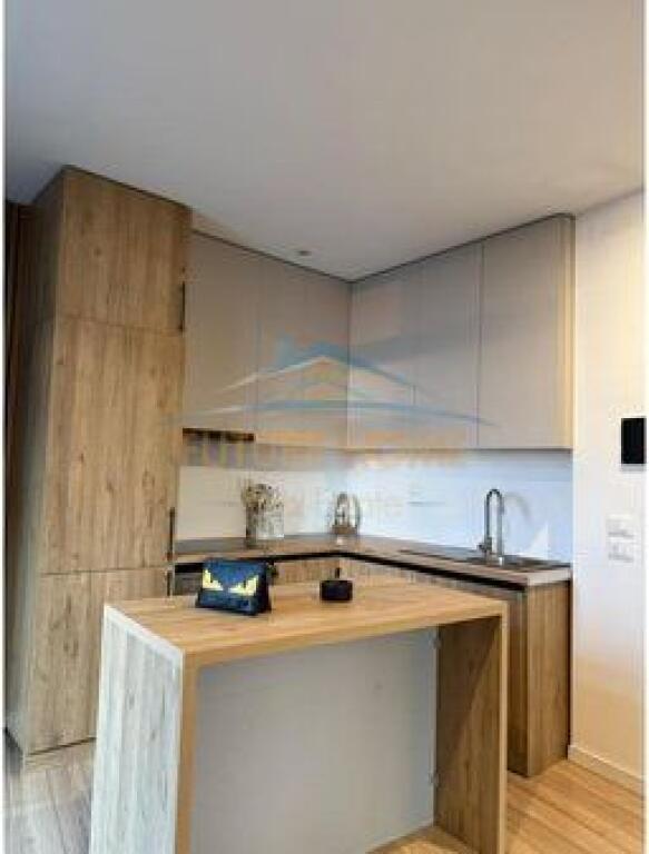 In vendita, Appartamento 2+1+2, Lake View Residence, Tirana.