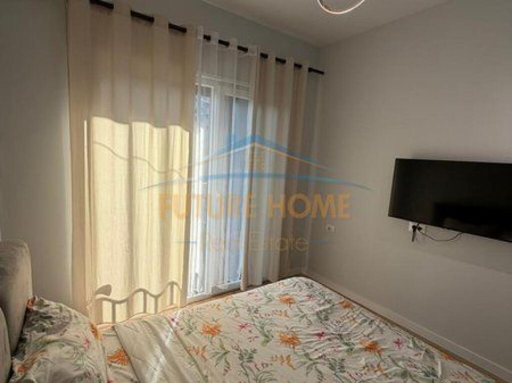 For sale, Apartment 2+1+2, Henke Complex, Tirana.