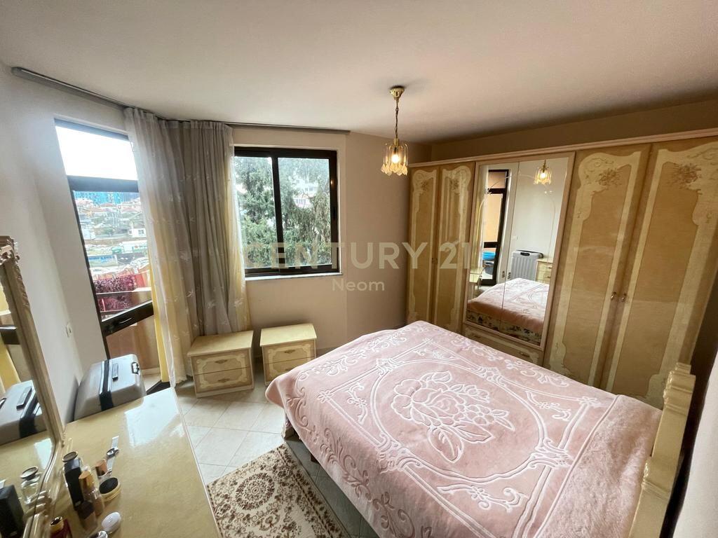 JEPET PËR QIRA, APARTAMENT 2+1+2 BALLKONE, FUSHA E AVIACIONIT