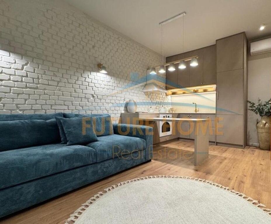Affitto, Appartamento 2+1, Myslym Shyri. Tirana.