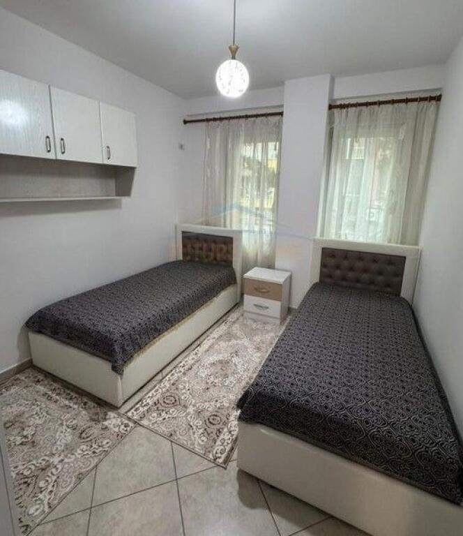 Affitto, Appartamento 2+1+2, Via 5 Maji, Tirana.