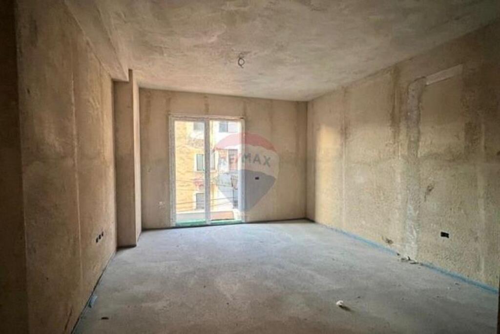 2+1 apartment for sale, Ali Demi street!