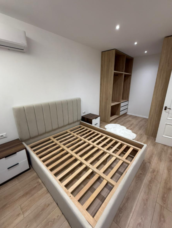 🏢 Apartament 1+1 + Garderobë – Rruga Fortuzi, pranë Qendrës
