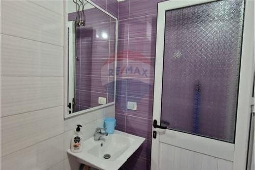 🏠 Monolocale in Affitto – Lungo Mare, Vlora