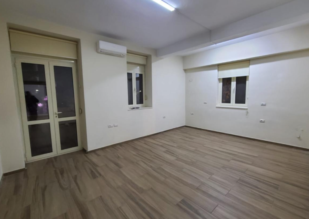 🏢 2+1 per Ufficio / Business – Viale Zogu i Parë