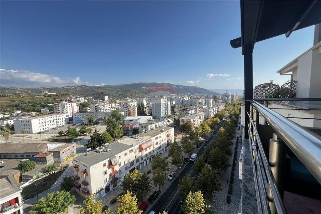 🏠 Appartamento 2+1 – Papafingo in Vendita 📍 Viale Ismail Qemali, vicino a RINIA, Valona