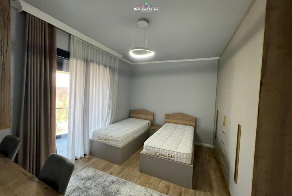 Appartamento In Affitto 2+1+ Posto Auto Vicino al Lago Secco (ID B2201691) Tirana