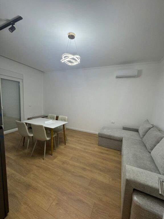 APARTMENT FOR RENT 1+1 SHKOZE 40,000 LEKE