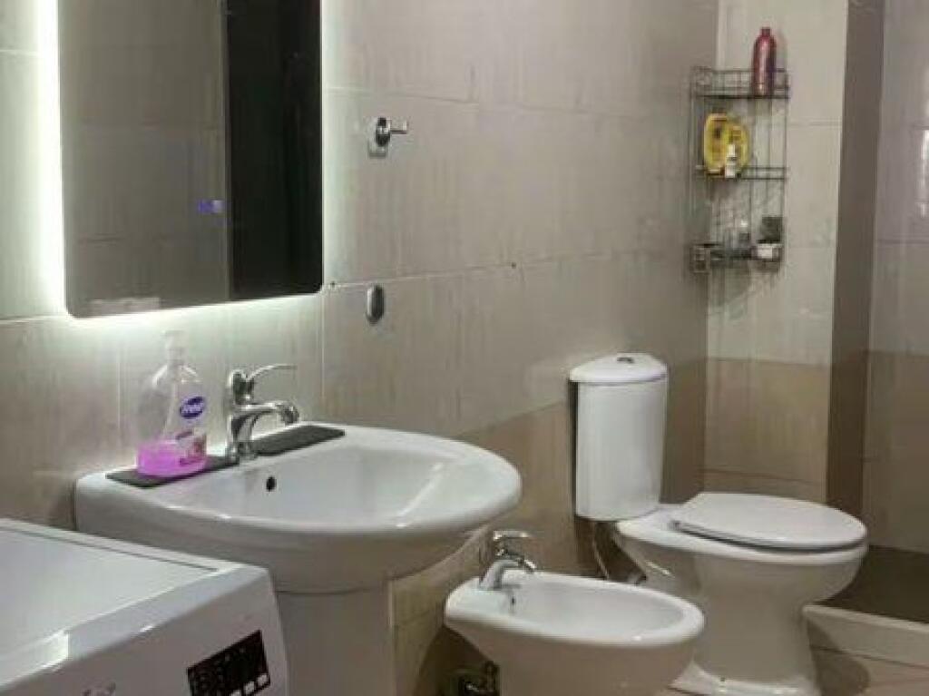 In vendita, Appartamento 2+1, Zogu i Zi, Tirana.