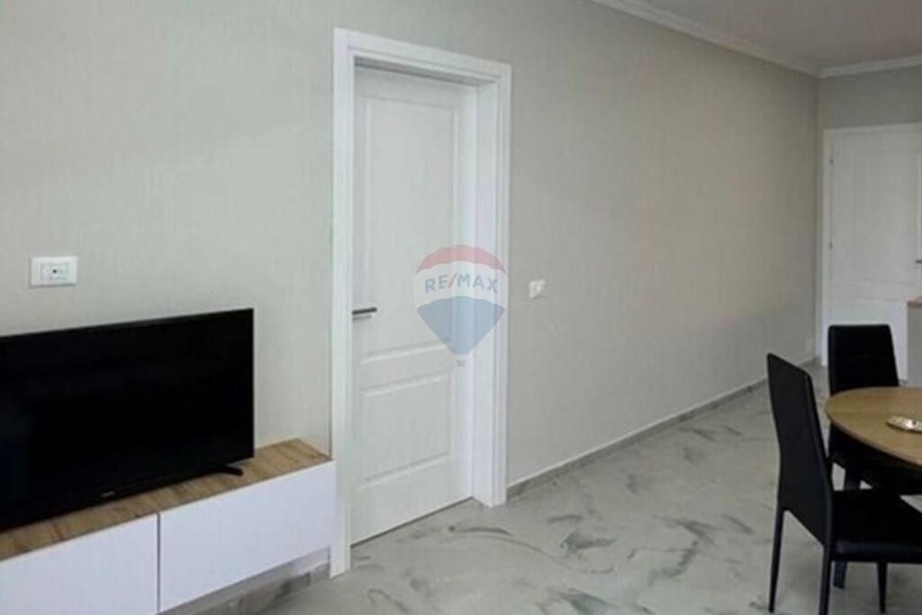 Jepet me qira apartament 2+1 Ish New York