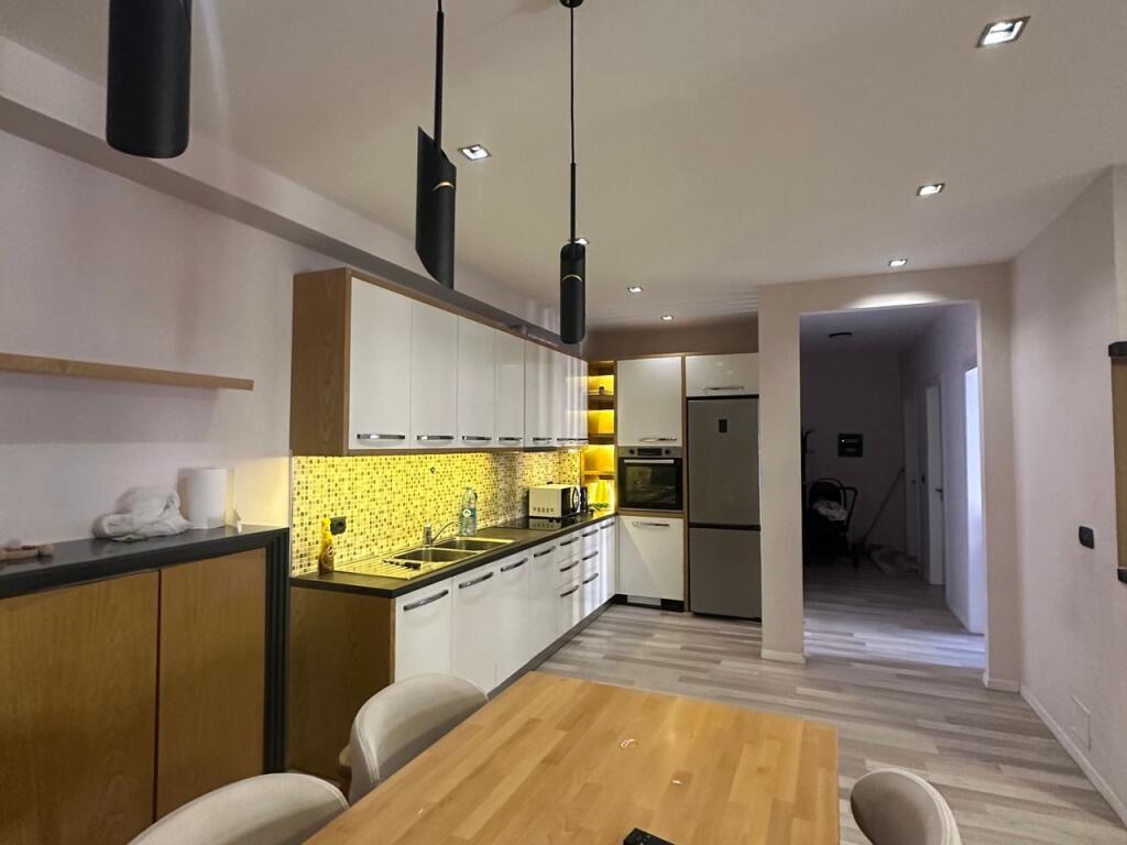 Appartamento 2+1 in affitto ad Astir presso Bar Xhamero