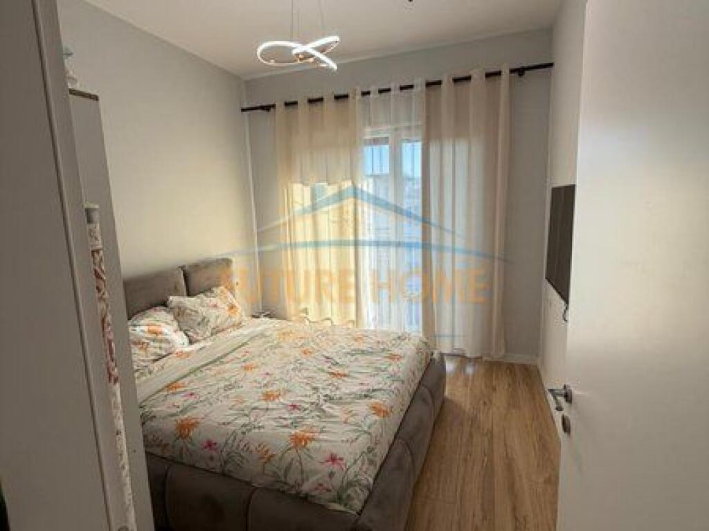 For sale, Apartment 2+1+2, Henke Complex, Tirana.