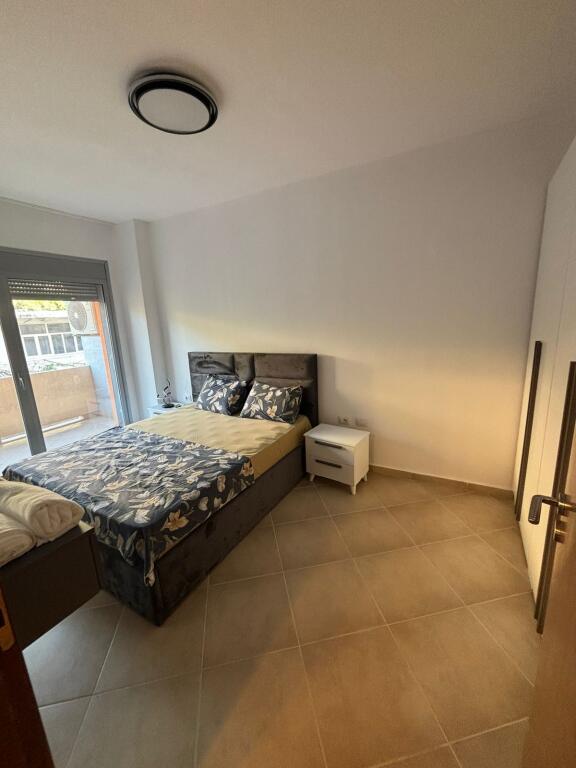 🏠 Appartamento 1+1 – In Affitto | Lungo Mare, Vlorë